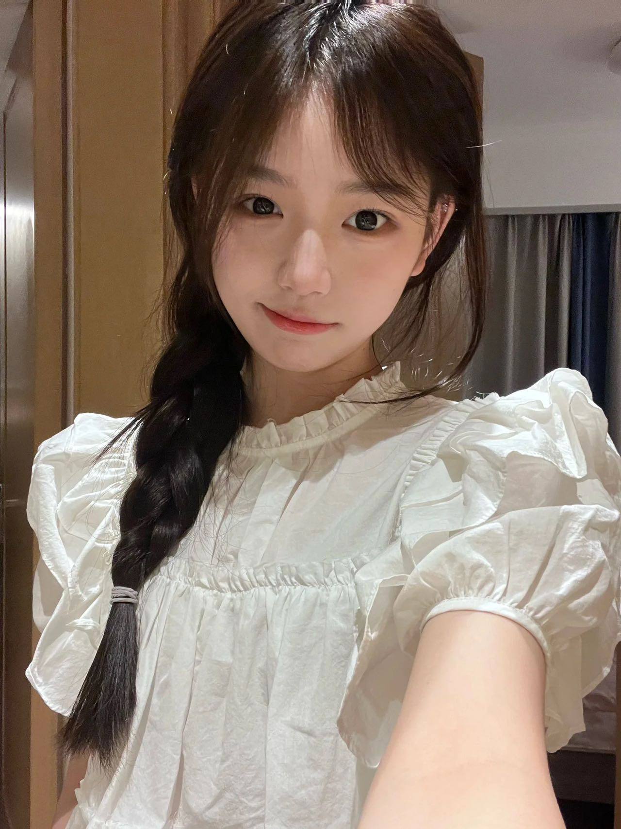 上海spa会所-深层组织按摩-背部按压-技师服务